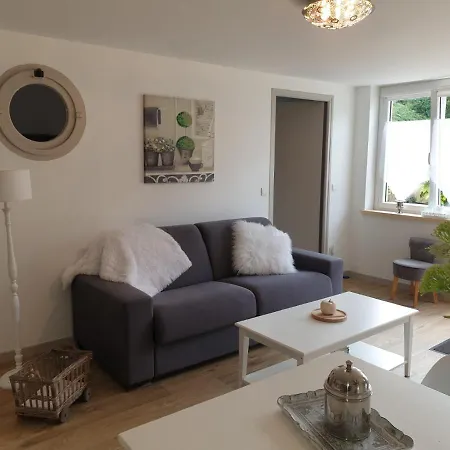 La Cour * 翁弗勒尔