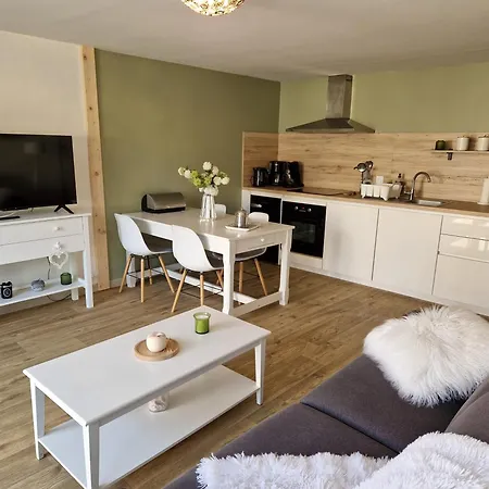 La Cour * 翁弗勒尔